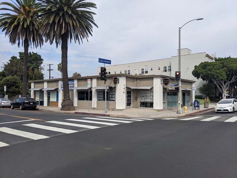5301 Rosewood Ave, Los Angeles, CA à louer - Photo de l’immeuble – Image 2 sur 21