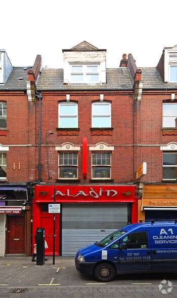 132 Brick Ln, Londres à louer - Photo principale – Image 1 sur 7
