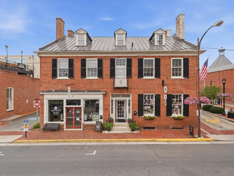 11 W Market St, Leesburg, VA à louer - Photo de l’immeuble – Image 1 sur 24