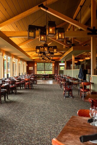 Plus de détails pour 2906 Halibut Point Rd, Sitka, AK - Local commercial à vendre