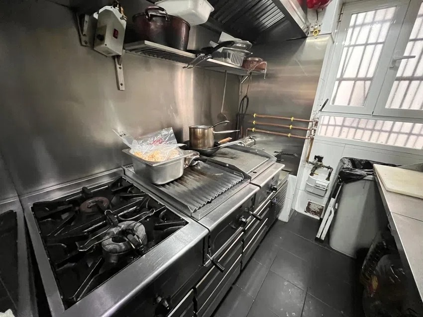 Local commercial dans Madrid, Madrid à louer Photo principale– Image 1 sur 2