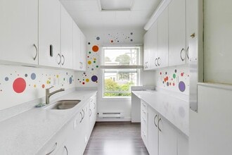 345 W Portal Ave, San Francisco, CA à louer Photo intérieure– Image 2 sur 6