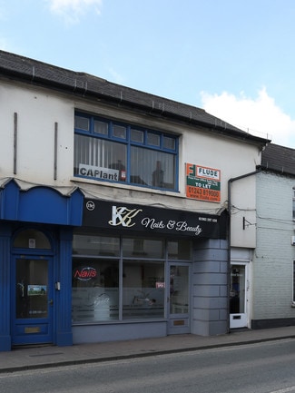 Plus de détails pour 19a-19c West St, Storrington - Local commercial à louer
