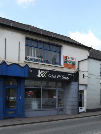 Plus de détails pour 19a-19c West St, Storrington - Local commercial à louer