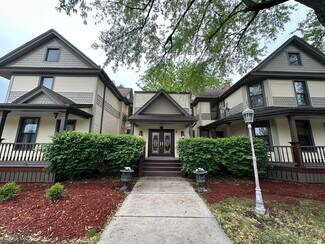 Plus de détails pour 121 N Washington St, Naperville, IL - Bureau à vendre