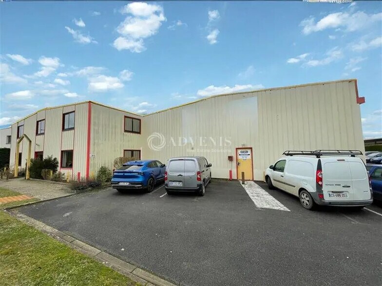 Industriel/Logistique dans Olivet à louer - Photo de l’immeuble – Image 3 sur 12