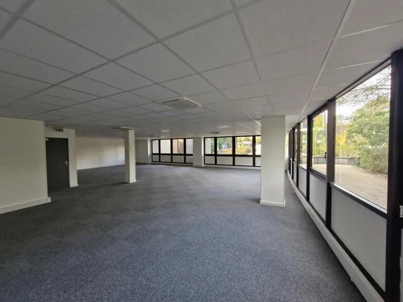 Bureau dans SOPHIA ANTIPOLIS à louer - Photo intérieure – Image 3 sur 5