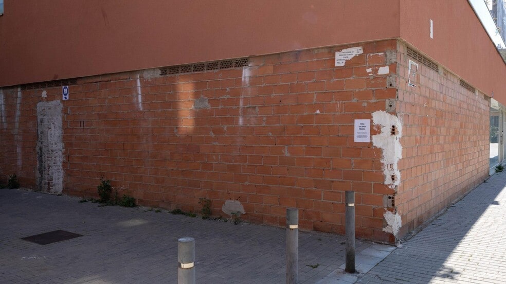 Immeuble residentiel dans Barcelone, Barcelona à vendre - Photo intérieure – Image 2 sur 2