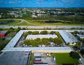 1791 Blount Rd, Pompano Beach, FL - Vue aérienne vue de carte - Image1