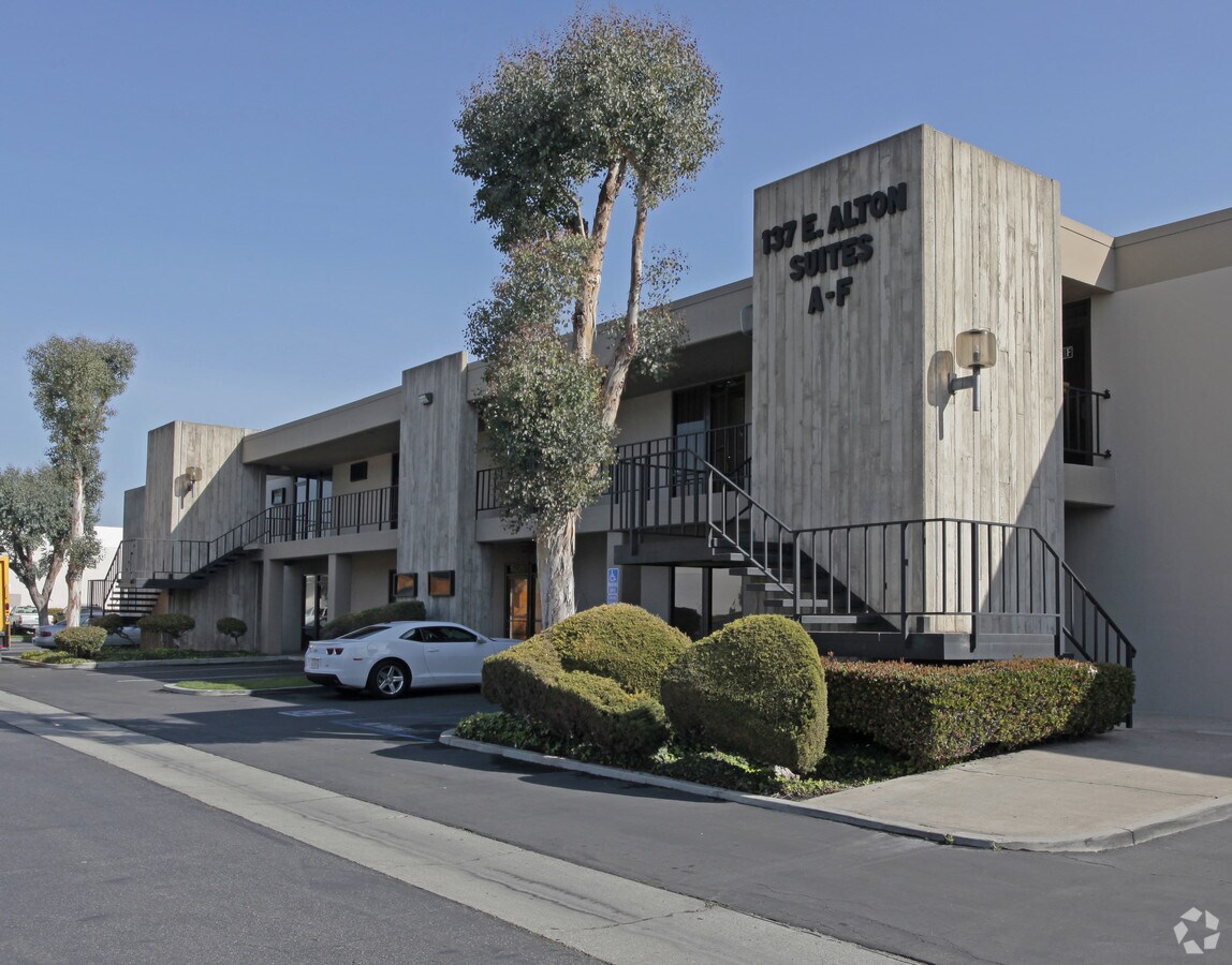 View Photo