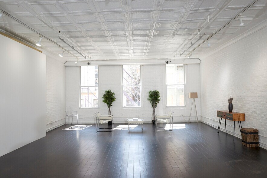 447 W 36th St, New York, NY à louer - Photo intérieure – Image 2 sur 9
