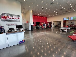 10400 Meridian Center Pky, Fort Myers, FL à louer Photo intérieure– Image 2 sur 2