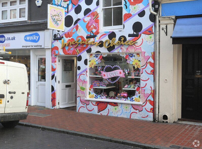 38 Bond St, Brighton à louer - Photo de l’immeuble – Image 2 sur 2