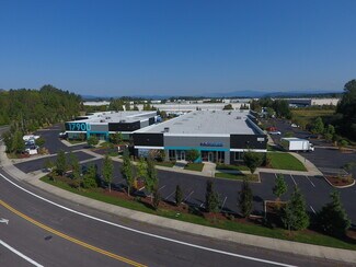 Plus de détails pour 17900 NE Riverside Pkwy, Portland, OR - Local d'activités à louer