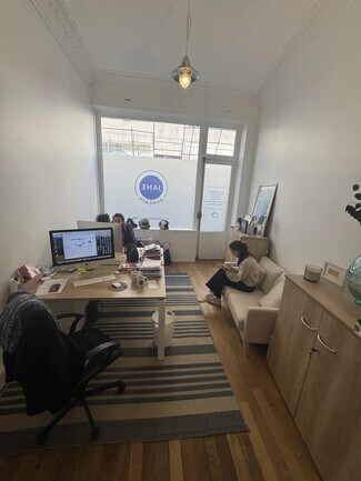 Plus de détails pour 32 Rue Des Renaudes, Paris - Bureau à louer