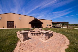 Plus de détails pour 204 E Casey Rd, Lone Jack, MO - Spécialisé à vendre