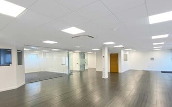 Station Rd, Reading à louer Photo intérieure– Image 1 sur 2