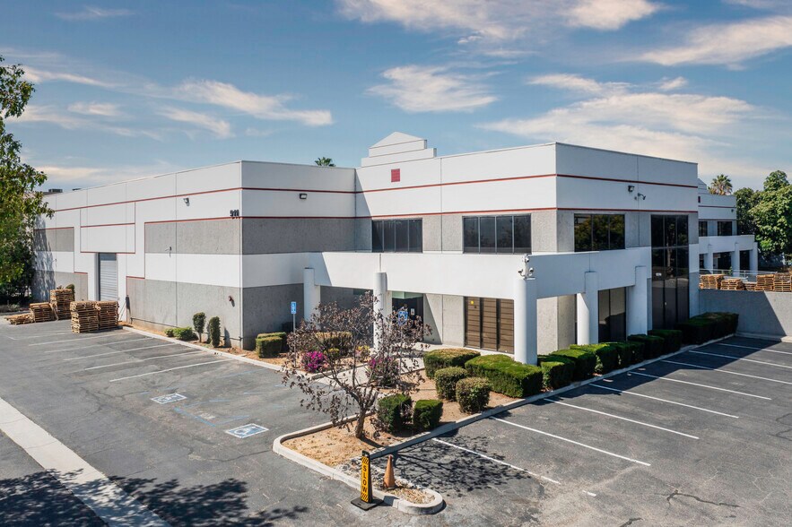 911 Canada Ct, City Of Industry, CA à vendre - Photo de l’immeuble – Image 2 sur 3