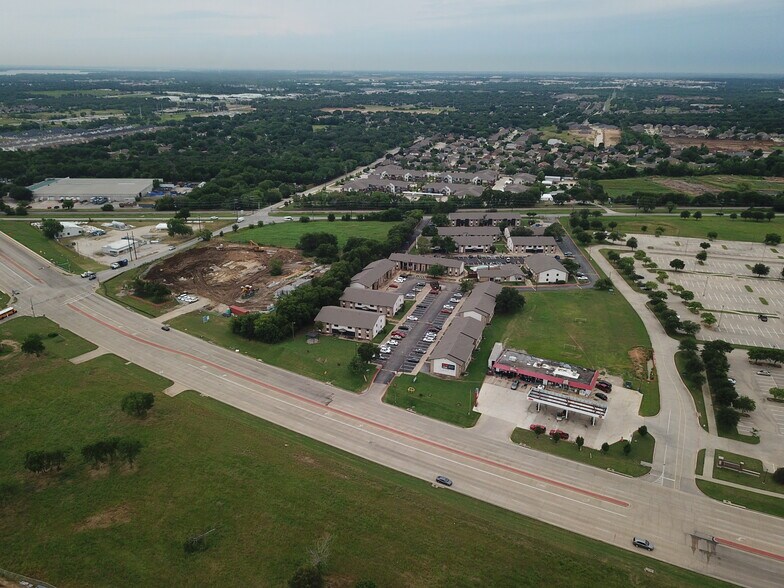 University Dr, Denton, TX à vendre - Photo de l’immeuble – Image 2 sur 9