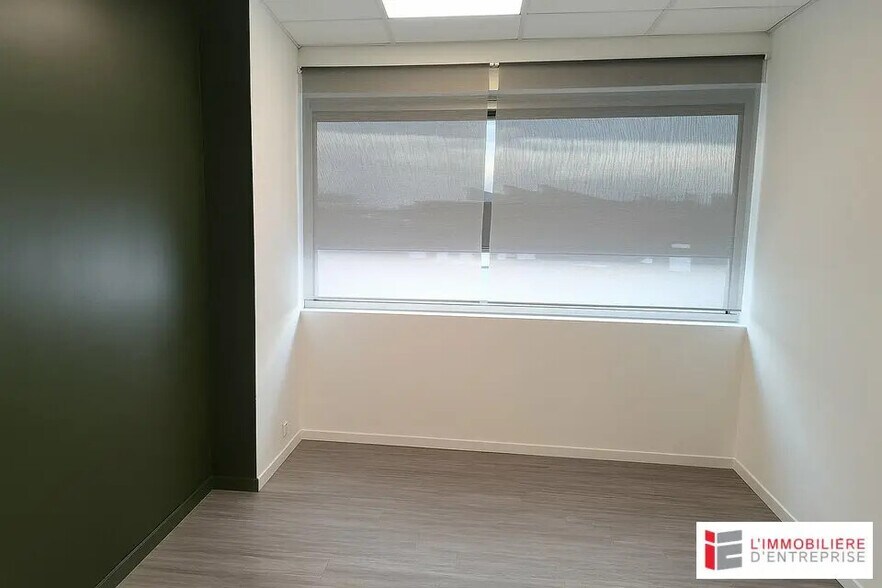 Local commercial dans Vitré à louer - Photo intérieure – Image 3 sur 12
