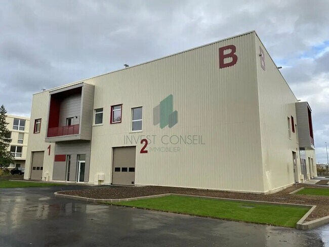 Plus de détails pour Bureau, Local d'activités à louer