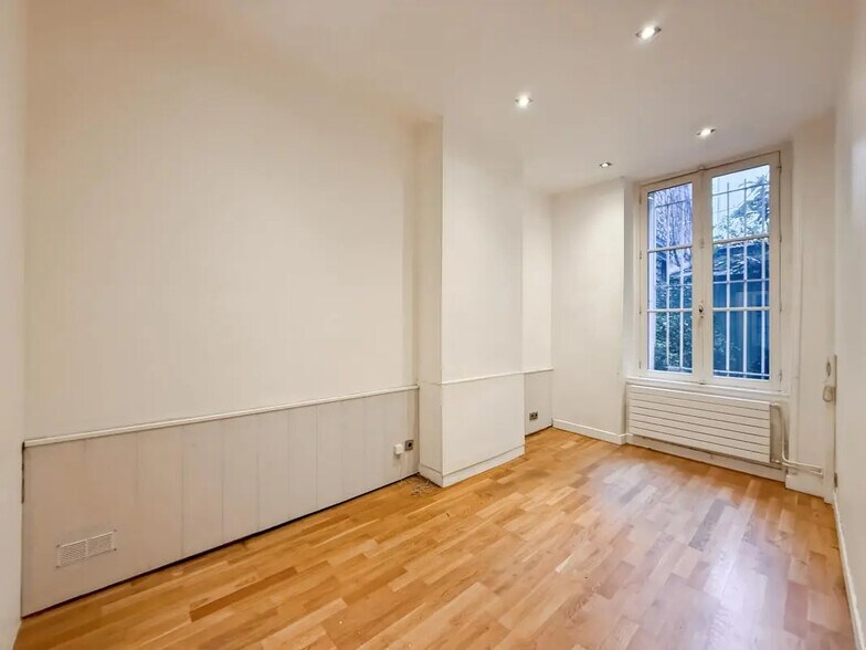 Bureau dans Paris à louer - Photo de l’immeuble – Image 2 sur 5