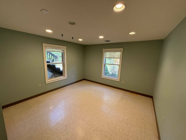 6 Madelyn Ln, Rockport, ME à louer - Photo intérieure – Image 3 sur 6