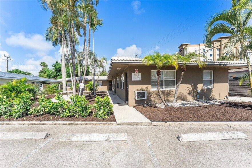 971 SE 22nd Ave, Pompano Beach, FL à vendre - Photo de l’immeuble – Image 2 sur 15