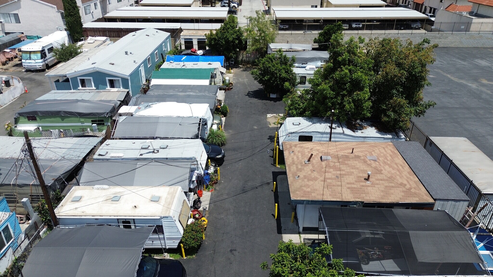 7233 Somerset Blvd, Paramount, CA à vendre Photo principale– Image 1 sur 30