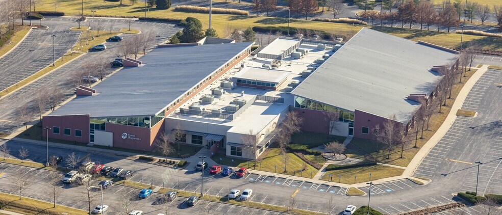 9601 Renner Blvd, Lenexa, KS à louer - Photo de l’immeuble – Image 1 sur 2