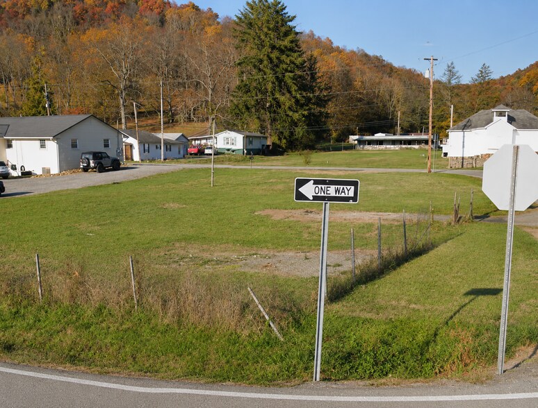 3106 Old Route 33, Horner, WV à vendre - Photo de l’immeuble – Image 1 sur 5