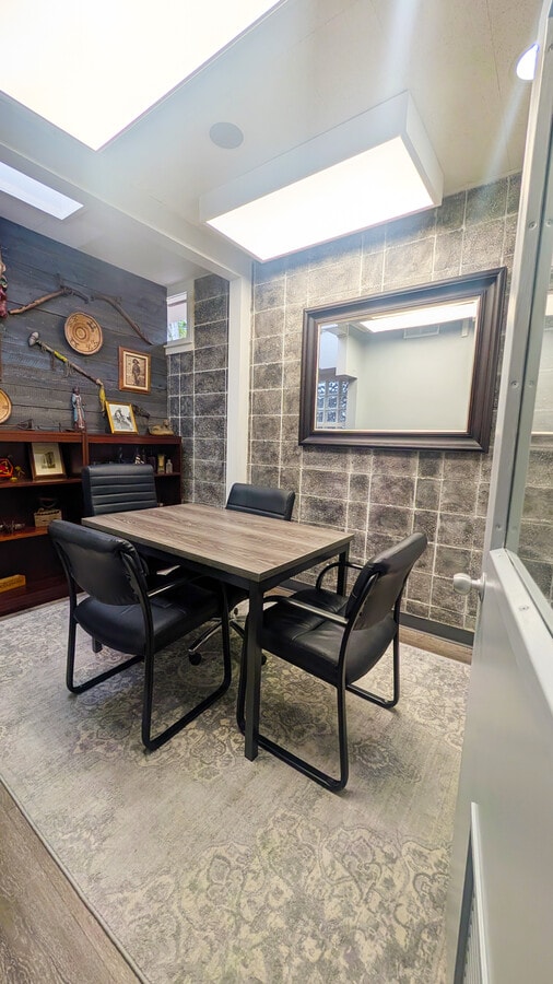 101 W Arrellaga St, Santa Barbara, CA 93101 - Lot 5 - - Photo intérieure - Image 1 of 10