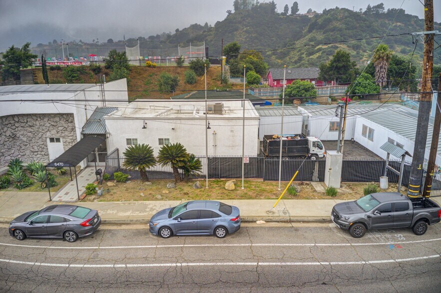 6470 Foothill Blvd, Tujunga, CA à vendre - Photo de l’immeuble – Image 3 sur 41