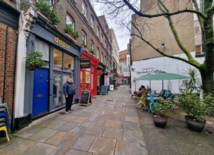 12 Lambs Conduit Passage, Londres à louer Photo de l’immeuble– Image 2 sur 5