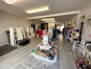 22 College St, Ammanford à louer Photo intérieure– Image 2 sur 5