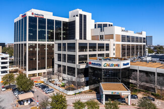 Plus de détails pour 7777 Forest Ln, Dallas, TX - Médical à louer