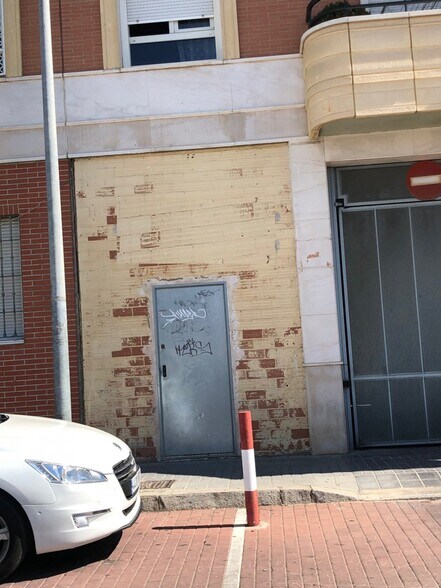 Local commercial dans Córdoba à vendre - Photo de l’immeuble – Image 3 sur 6