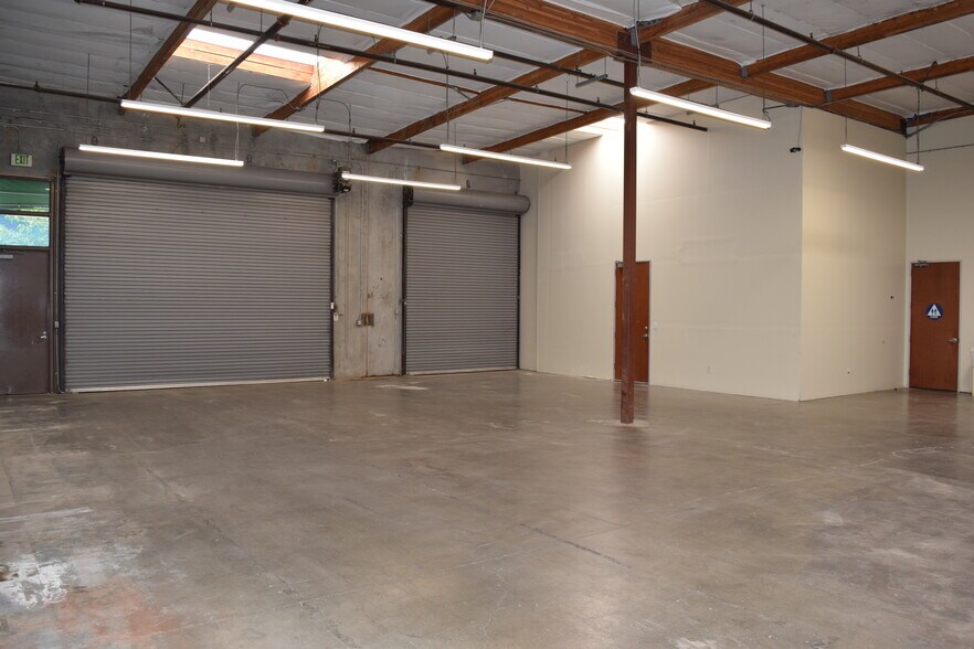 572 Martin Ave, Rohnert Park, CA à vendre - Photo intérieure – Image 2 sur 15