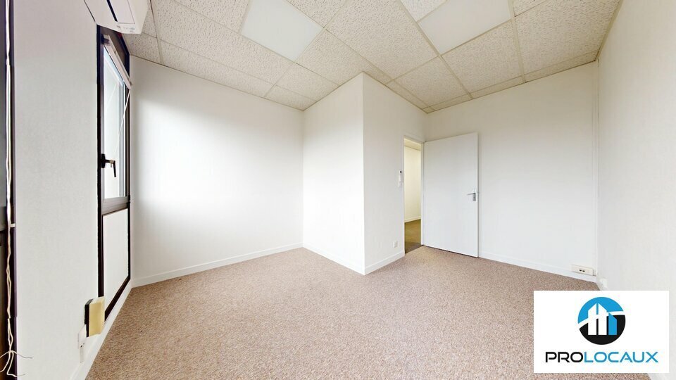 Bureau dans Compiègne à louer - Photo intérieure – Image 2 sur 12