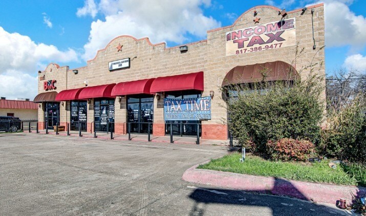3501 E Berry St, Fort Worth, TX à louer - Photo de l’immeuble – Image 2 sur 9