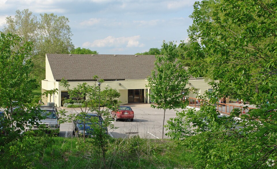 500 Rockledge Rd, Lawrence, KS à louer - Photo de l’immeuble – Image 2 sur 37