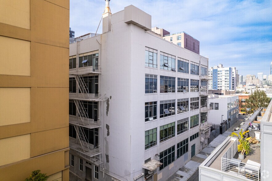 1449-1453 Mission St, San Francisco, CA à louer - Photo de l’immeuble – Image 2 sur 4