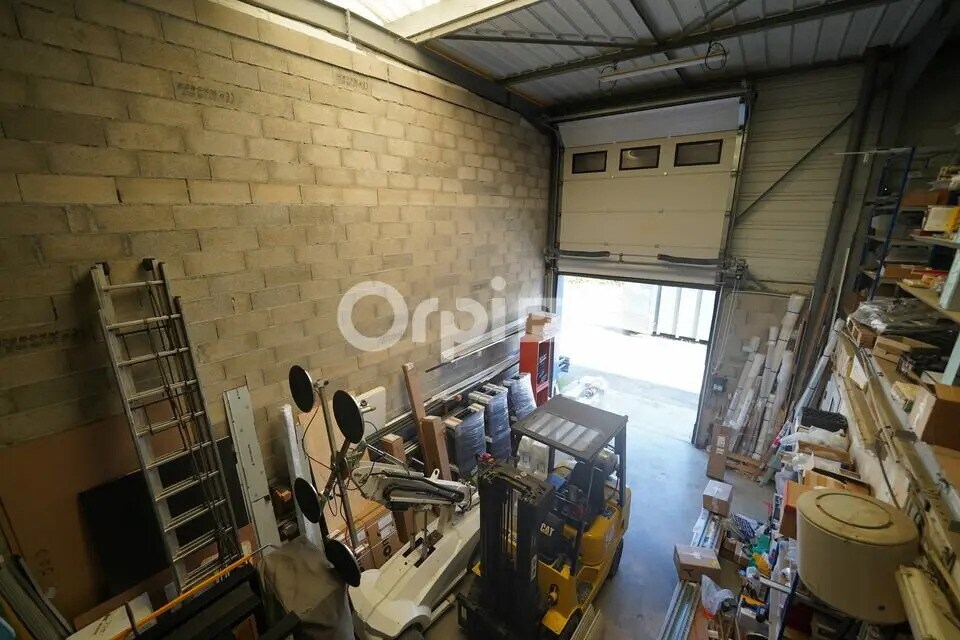 Local d'activités dans Messimy à vendre Photo de l’immeuble– Image 1 sur 9