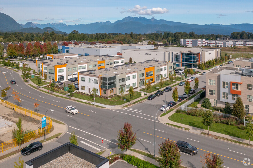 853 Seaborne Ave, Port Coquitlam, BC à louer - Photo de l’immeuble – Image 2 sur 4