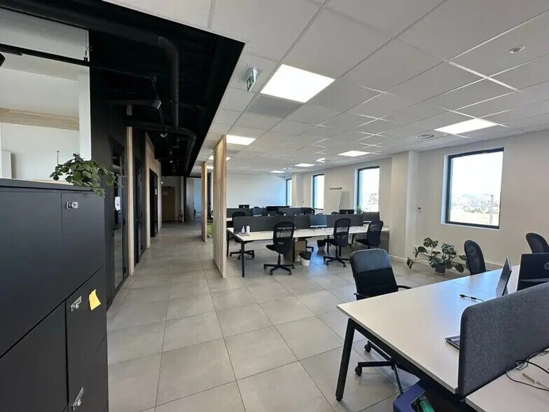 Bureau dans Montpellier à vendre - Photo de l’immeuble – Image 3 sur 13