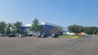 Plus de détails pour 30 Runway Rd, Levittown, PA - Industriel/Logistique à louer