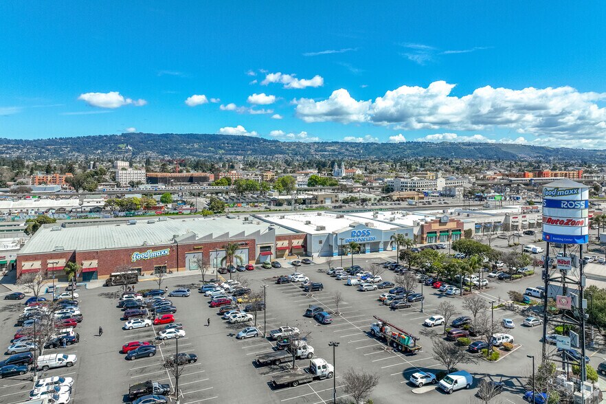 3000-3100 E 9th St, Oakland, CA à louer - Aérien – Image 3 sur 4