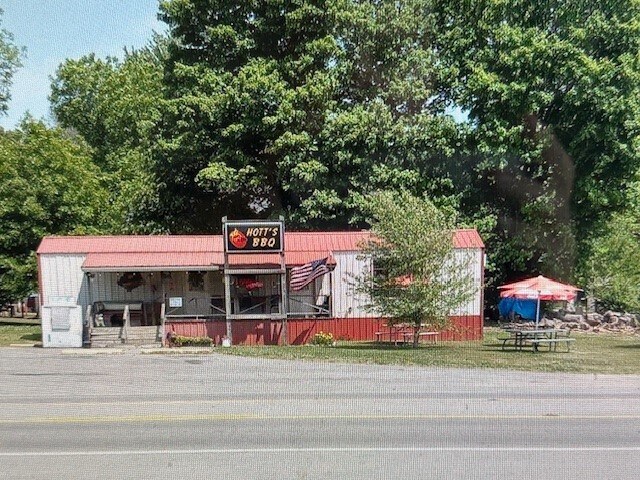 269-275 S Main St portefeuille de 2 biens à vendre sur LoopNet.fr - Photo de l’immeuble – Image 3 sur 7