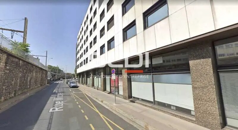 Bureau dans Lyon à louer - Photo de l’immeuble – Image 1 sur 7