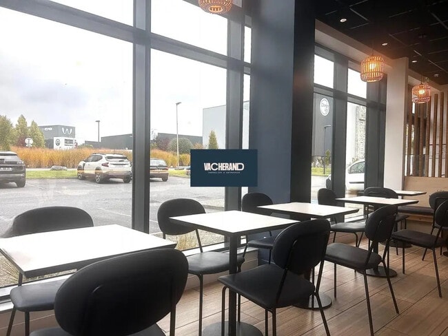 Plus de détails pour Local commercial à louer